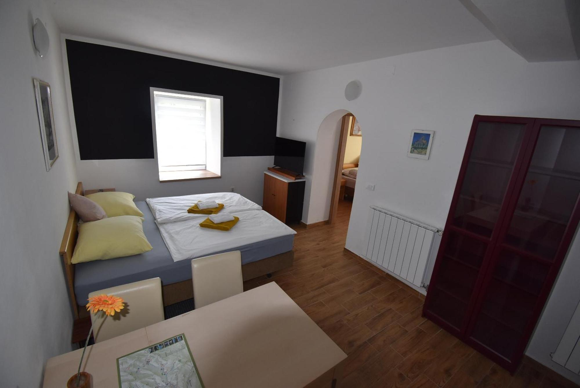Apartments Free Alps, Massage & Wine 보베츠 외부 사진