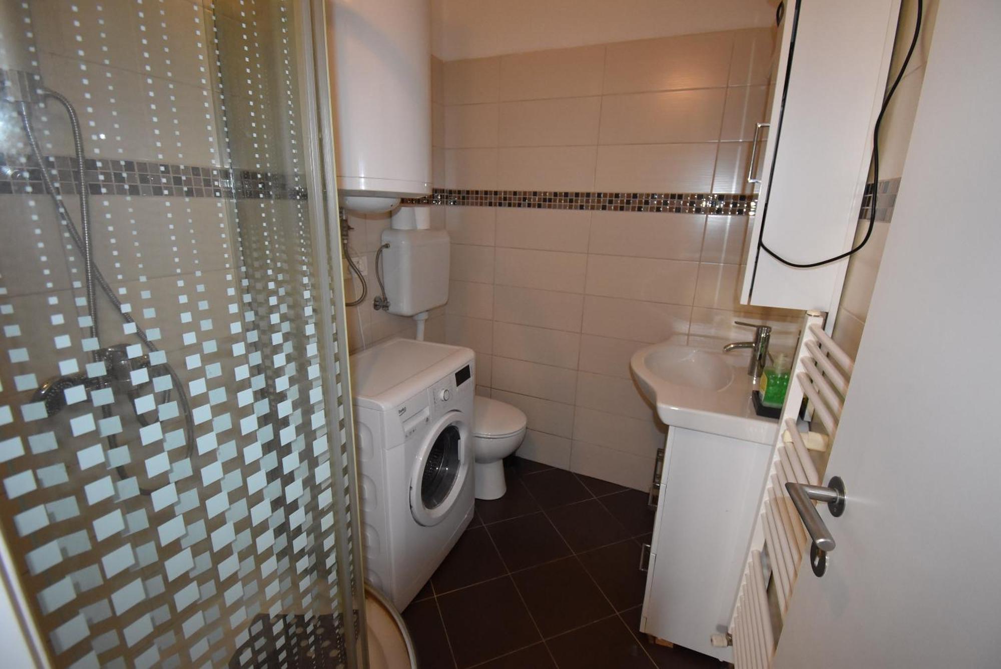 Apartments Free Alps, Massage & Wine 보베츠 외부 사진