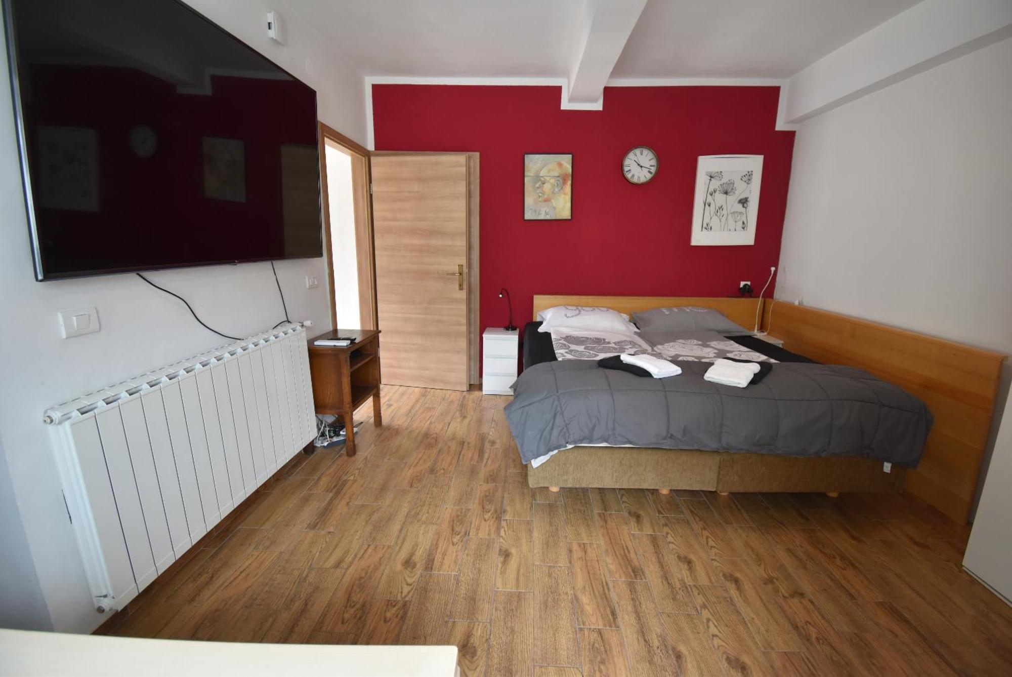 Apartments Free Alps, Massage & Wine 보베츠 외부 사진